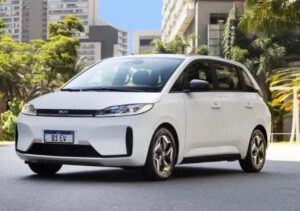 MG Windsor EV Launched: Luxury Meets Sustainability in a Premium Electric Sedan”