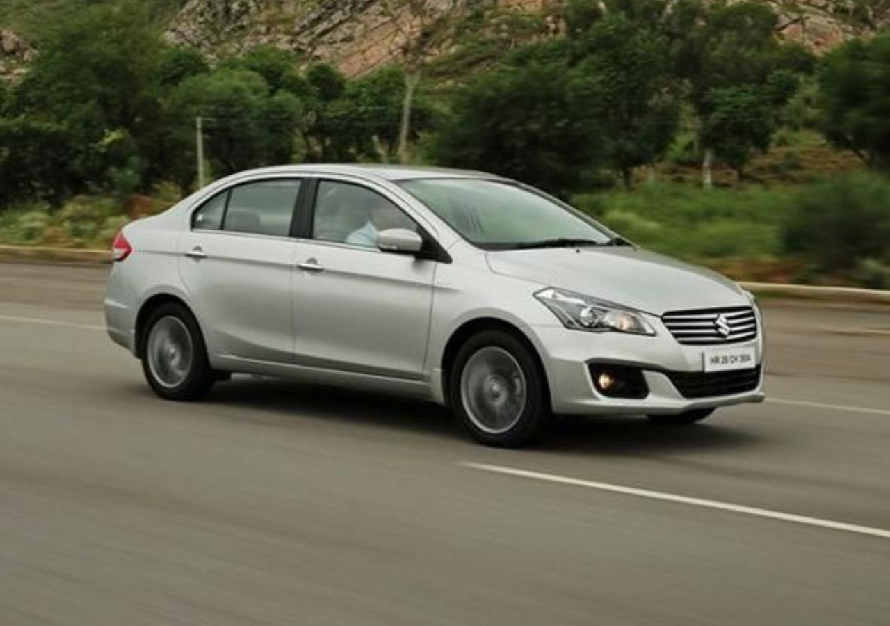 Maruti Suzuki S-Cross 2025 Review:...