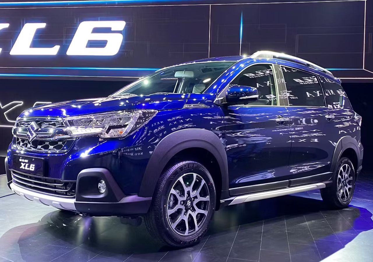 Maruti Suzuki XL6 2025: Stylish...