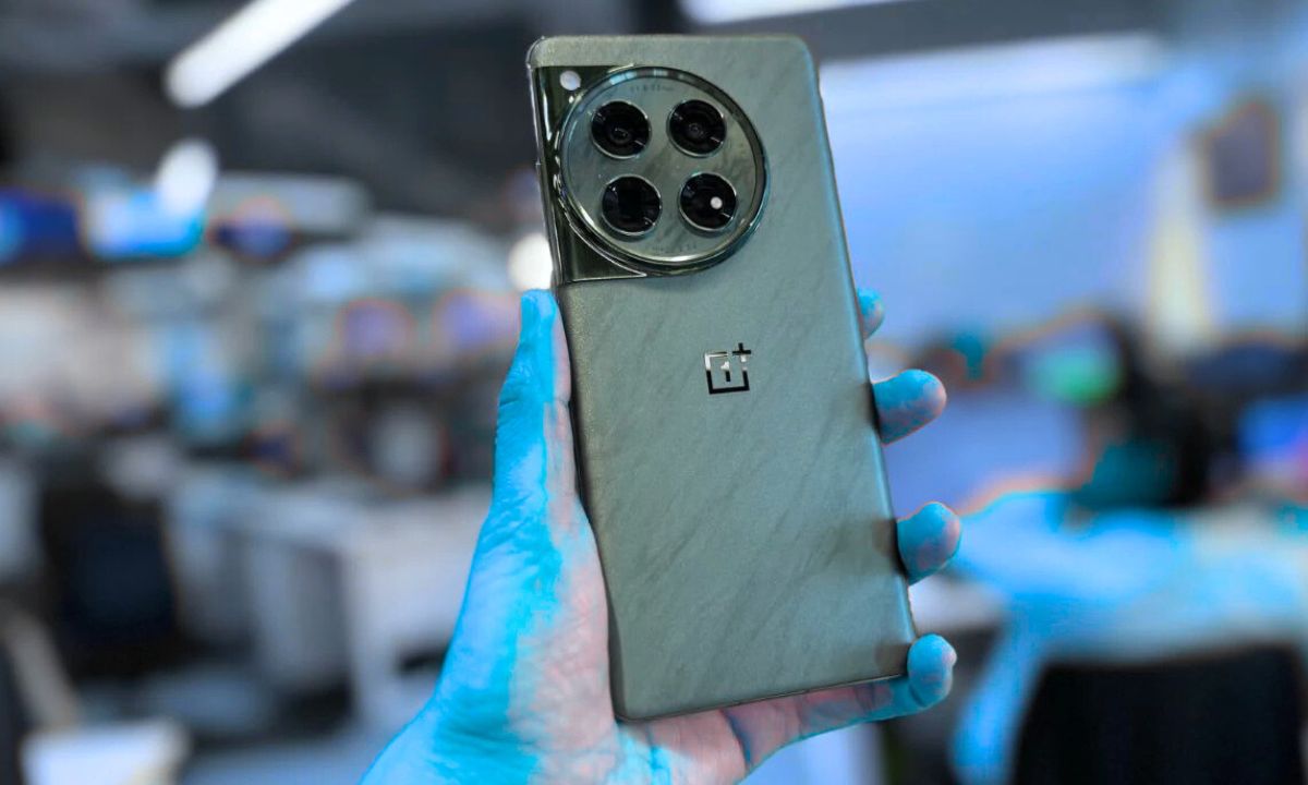 OnePlus 12 Pro vs Xiaomi 15 Ultra: Which One Should You Go For 1 OnePlus 12 Pro