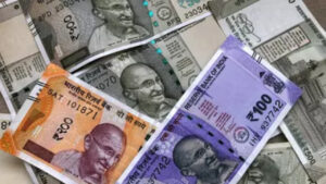 नोटों पर क्यों लगाई गई है महात्मा गांधी की फोटो, RBI ने बताई वजह