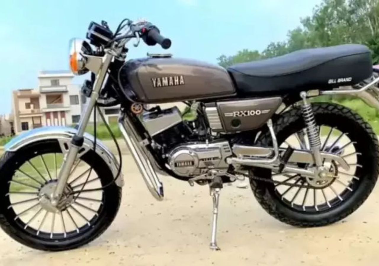 Yamaha RX 100 Makes a...
