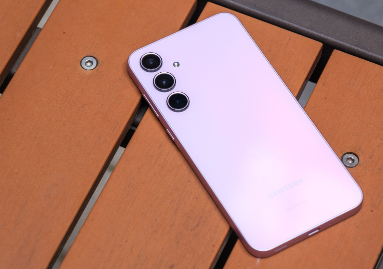 Why Samsung A35 2025 Is...