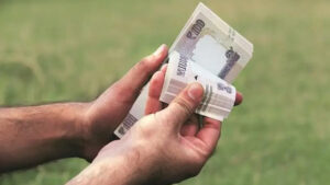 Small Business Ideas: नौकरी करके नहीं चला पा रहे हैं घर का खर्चा, तो कम निवेश में ये बिजनेस शुरू करके करें तगड़ी कमाई