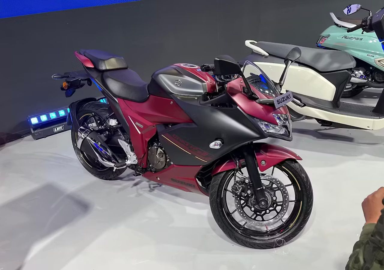 Suzuki Gixxer SF 2025: A...