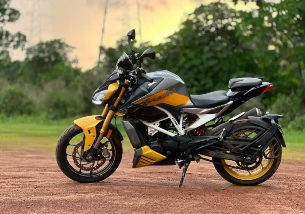 TVS Apache RTR 180 Review – The Perfect Blend of Performance & Practicality