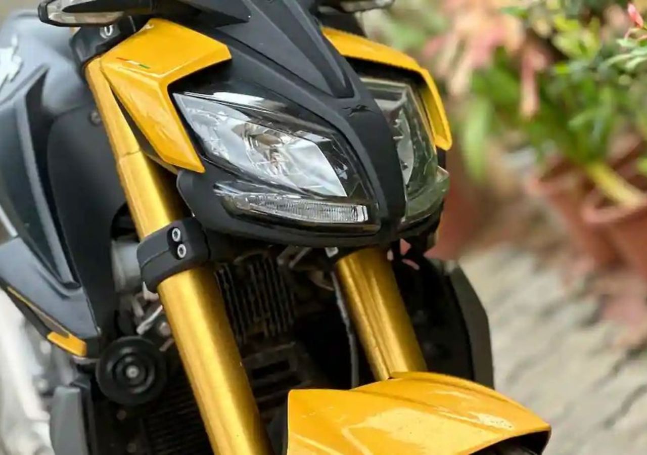 TVS Apache RTR 180 Review...
