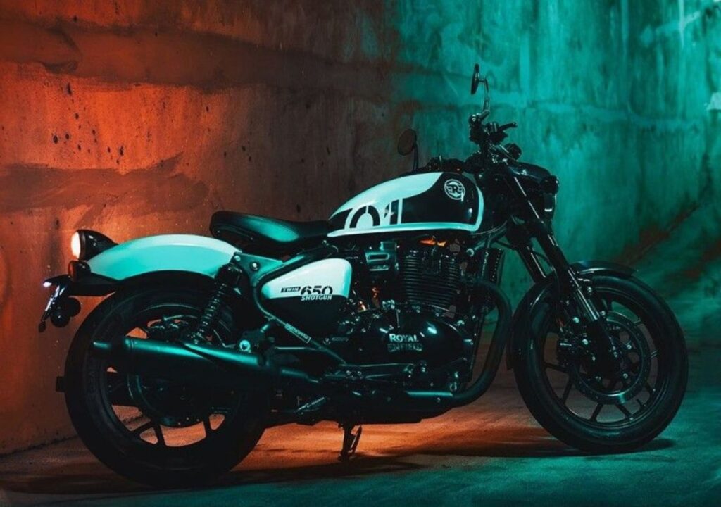 TVS Ronin 2025 Review: The Perfect Blend of Style, Power & Tech?