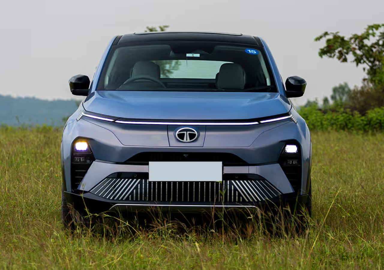 Upcoming Tata Curvv EV 2025...