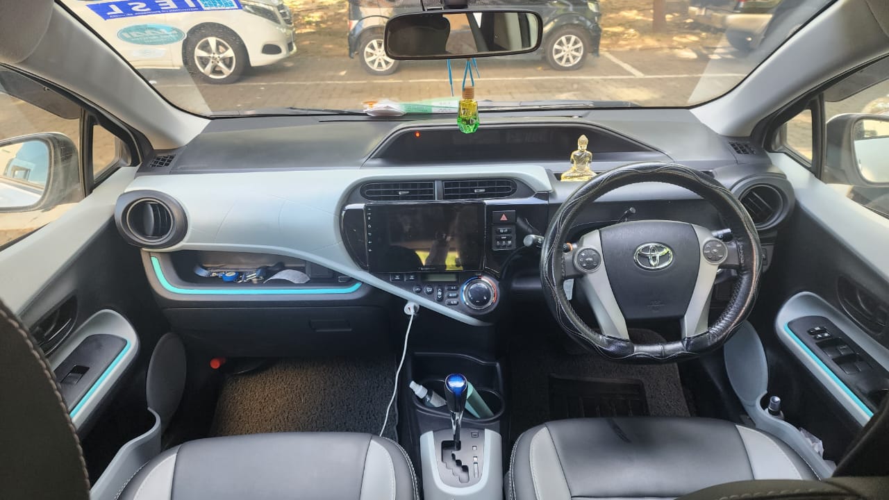 Toyota New Hybrid Car Spotted...