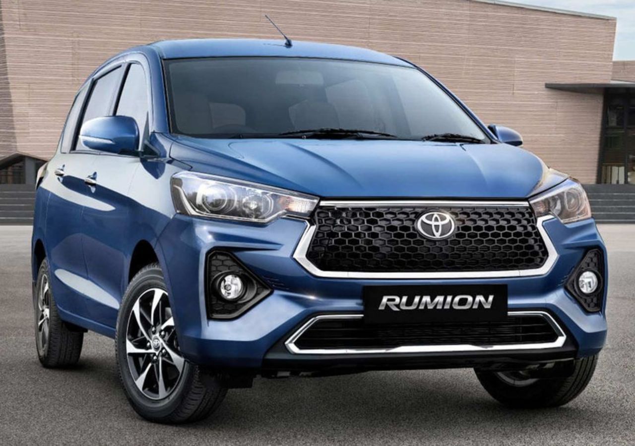 Toyota Rumion 2025 Review: Maruti...
