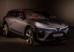 VinFast VF7: A Bold Electric SUV with Cutting-Edge Features
