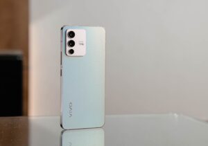 Vivo R1 Pro 5G Launched: 200MP Camera, 32GB RAM & 8400mAh Battery – All Under ₹15,000!