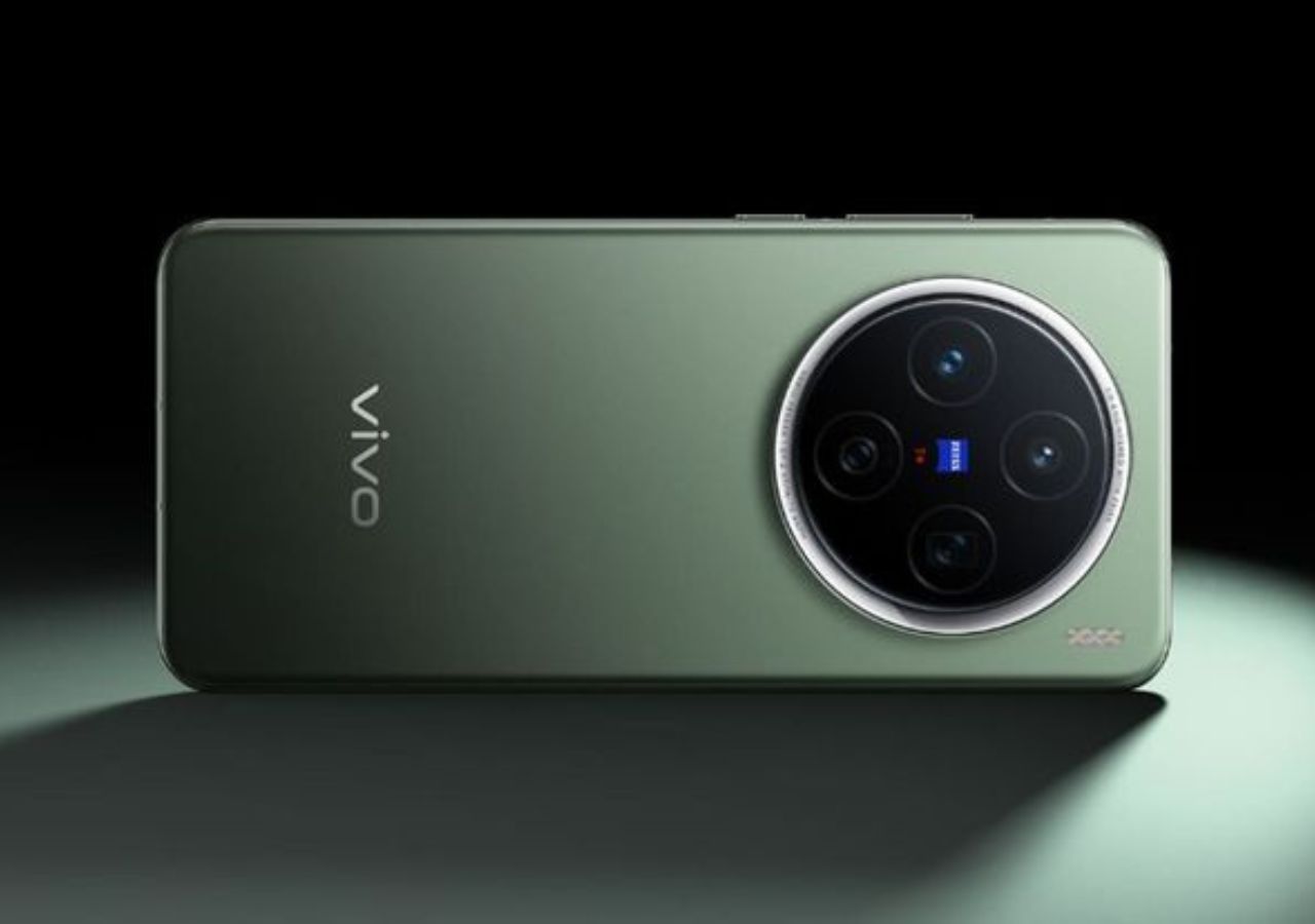 Vivo V40 5G 2025 Review:...