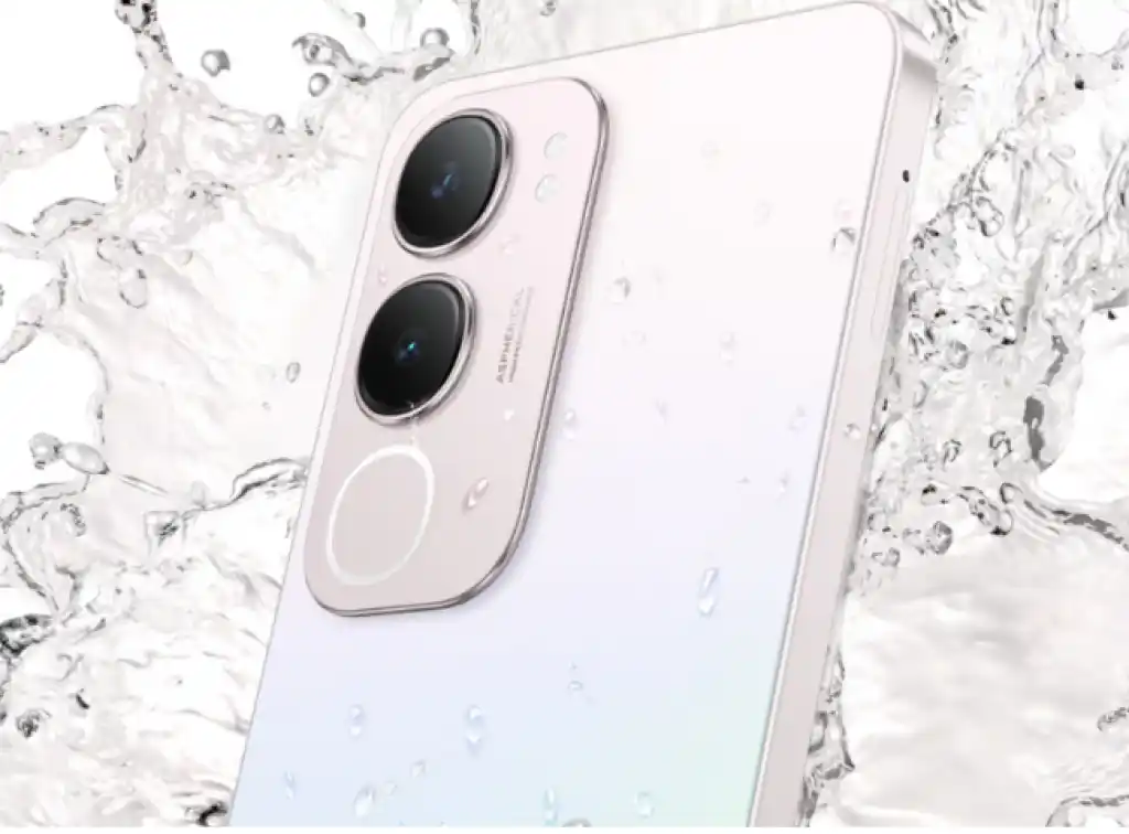 120Hz AMOLED डिस्प्ले के साथ...