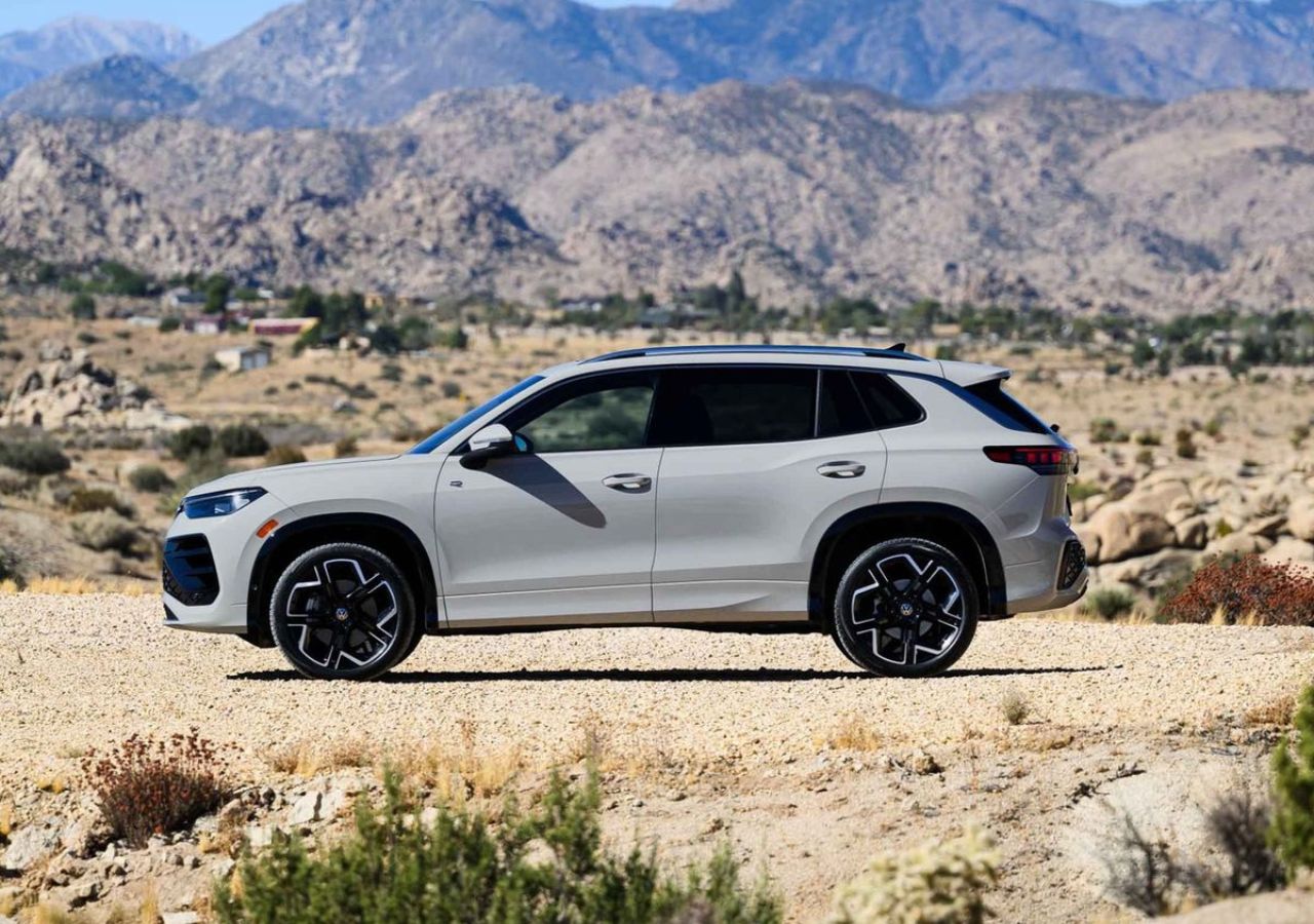 Volkswagen Tiguan R-Line Review –...