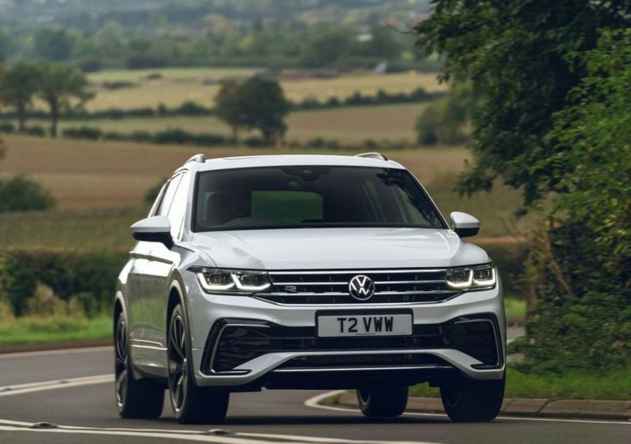 Volkswagen Tiguan R-Line Review –...