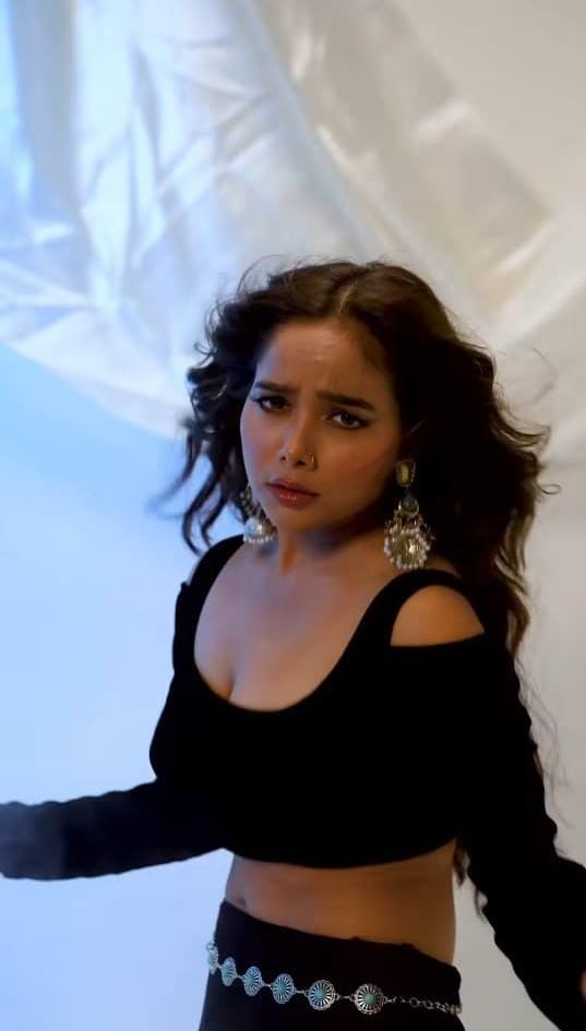 Manisa Rani Most Hot &...