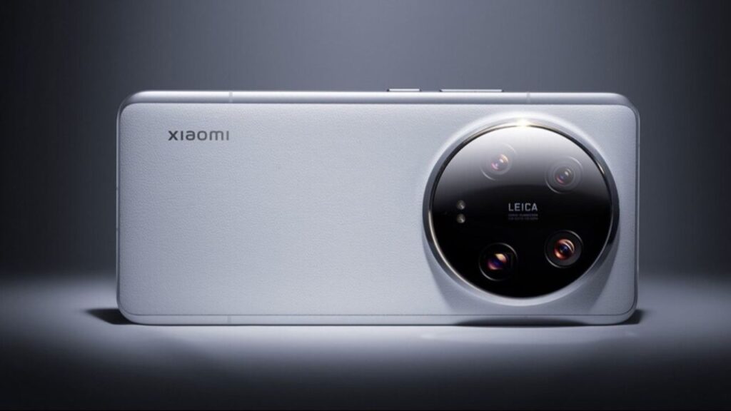 Xiaomi 14 Ultra Gets HyperOS 2.2 Update With New Camera UI and Features