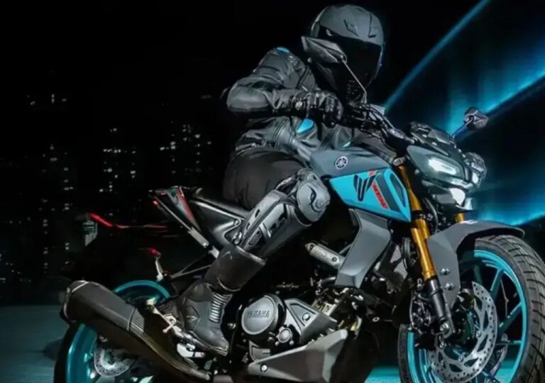 Yamaha MT-15 V2 2025: Aggressive Streetfighter with 155cc VVA Engine, 45 km/l Mileage & Advanced Features