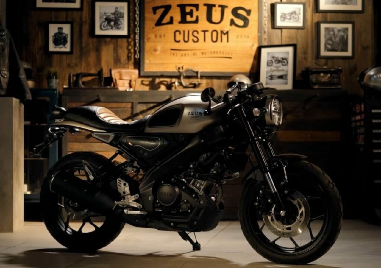 Yamaha XSR 155 2025: A...