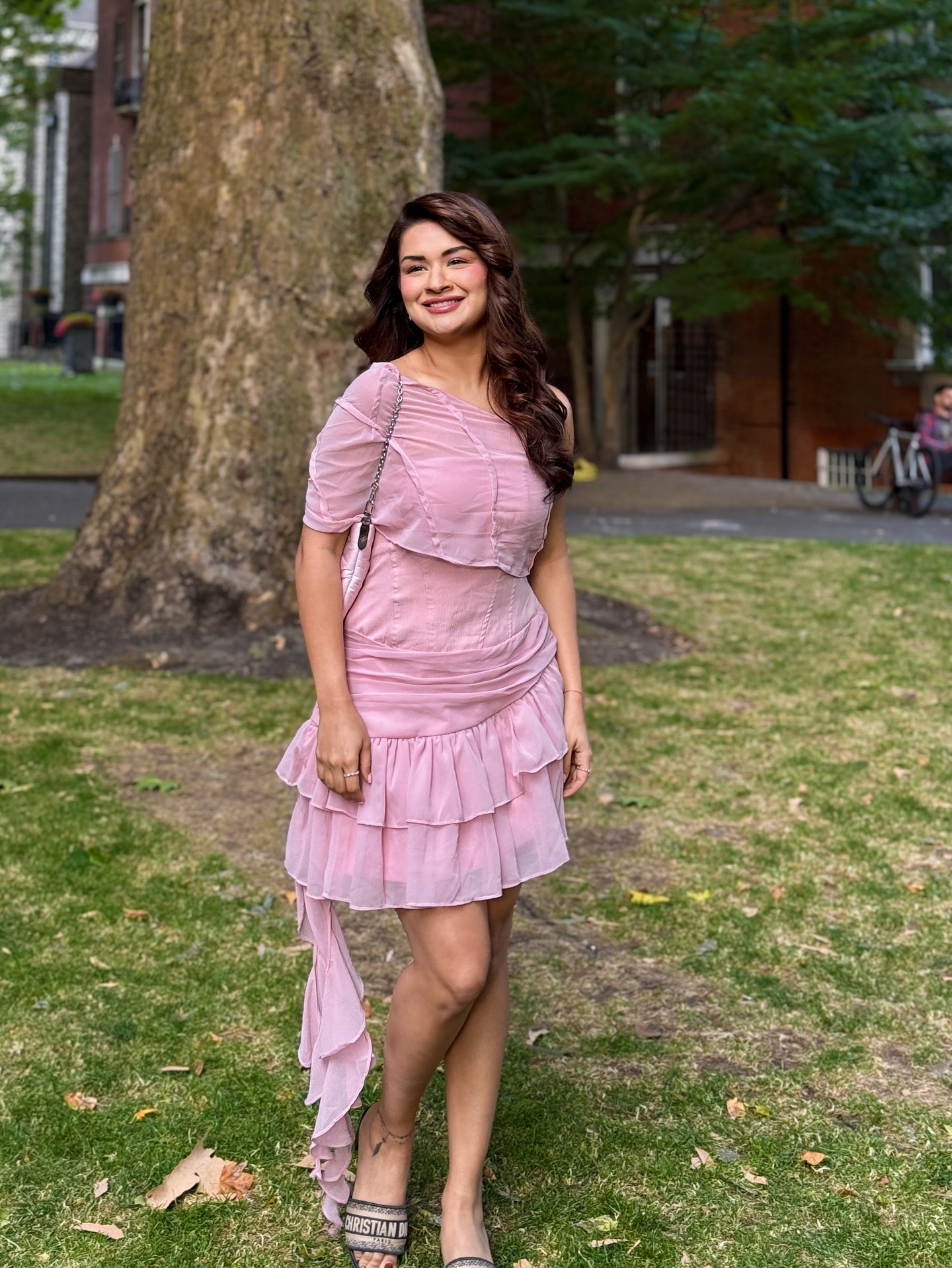 Avneet Kaur Glamorous Photo –...