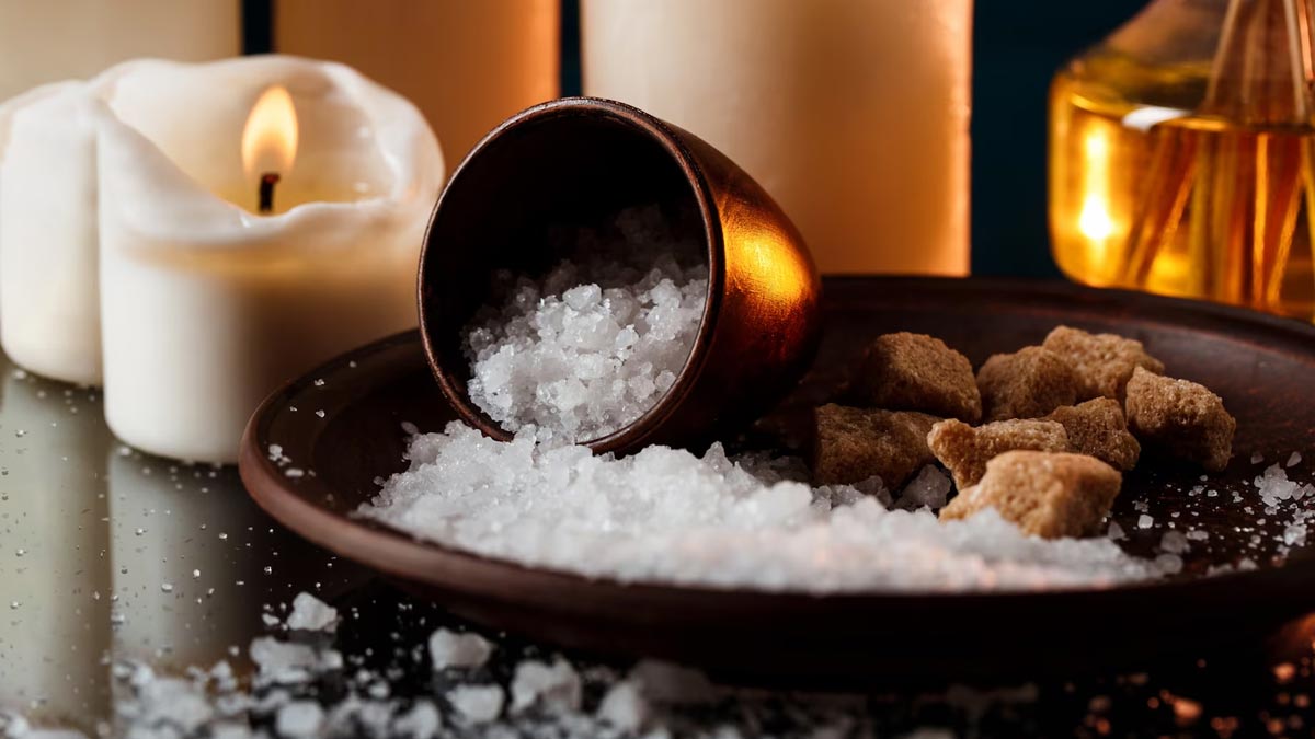 कपूर से दूर करें नकारात्मक...