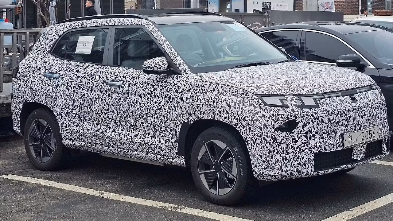 Creta Ev Exterior Right Front Three Quarter