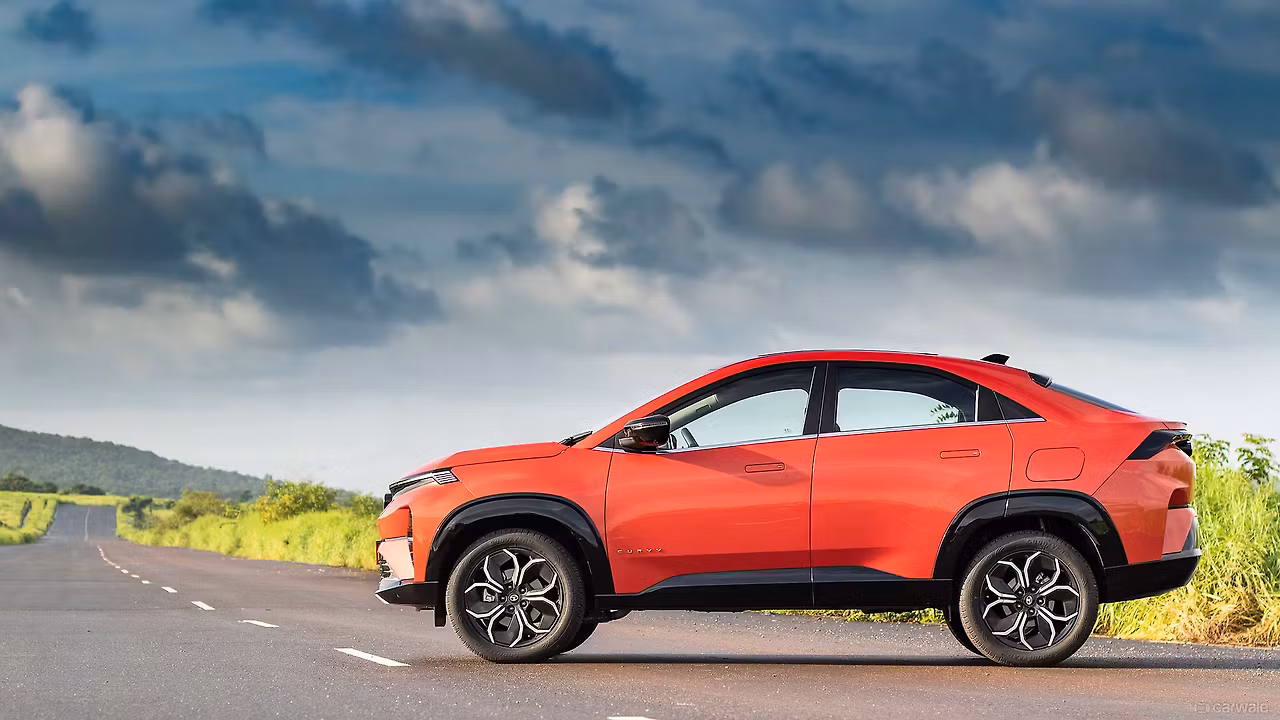 Tata Curvv 2025: A Futuristic...