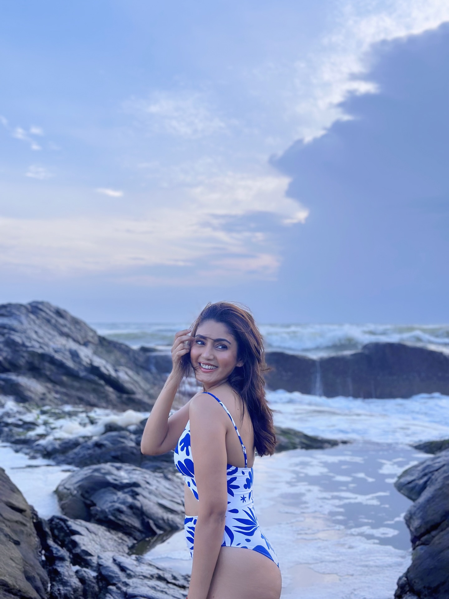 Sana Maqbool Sets Instagram on Fire With New Bikini Photoshoot, See Her Stunning Pics