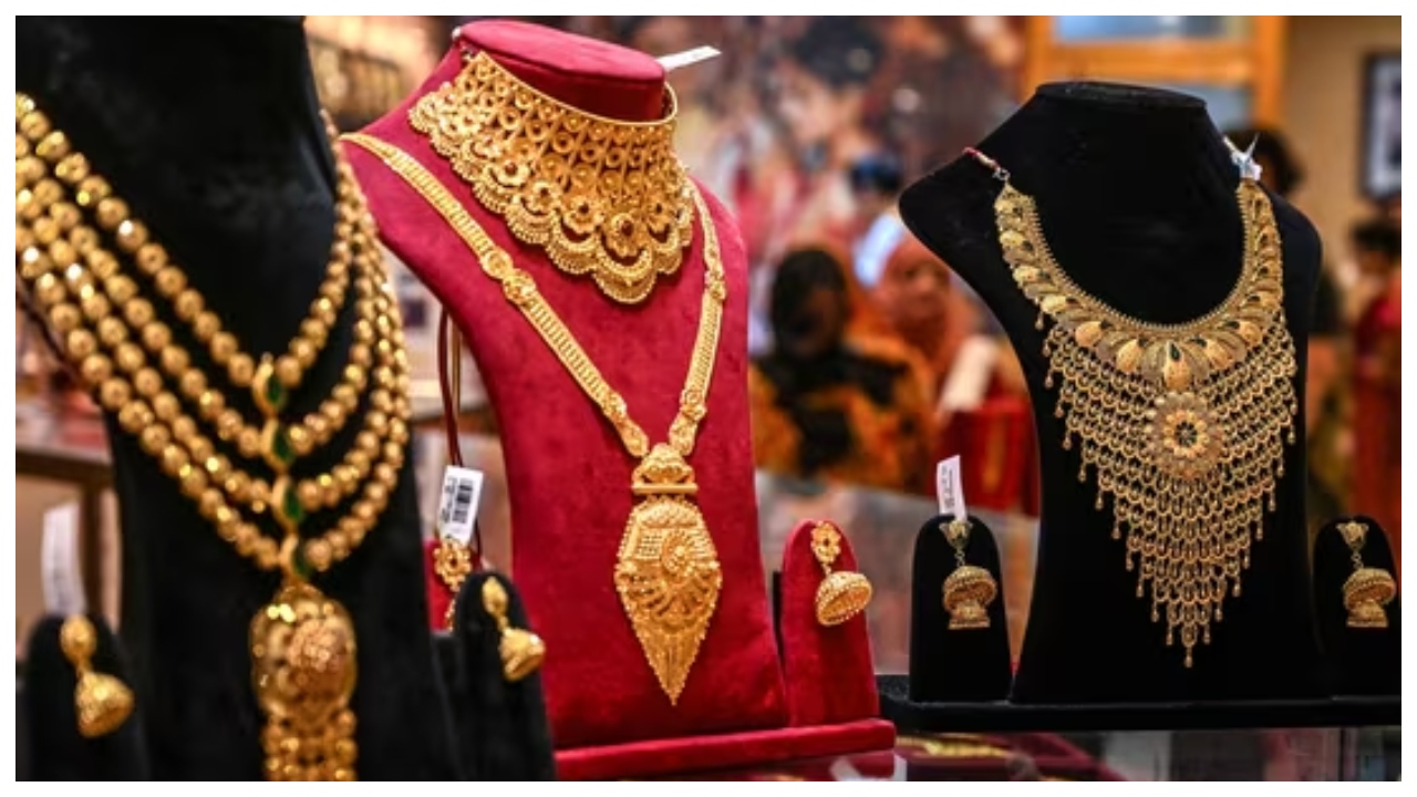 Gold Prices Fall – See...