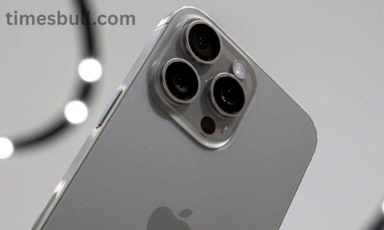 iPhone 16 Pro Max Save up to Rs 24000 on Flipkart GOAT Sale 2025