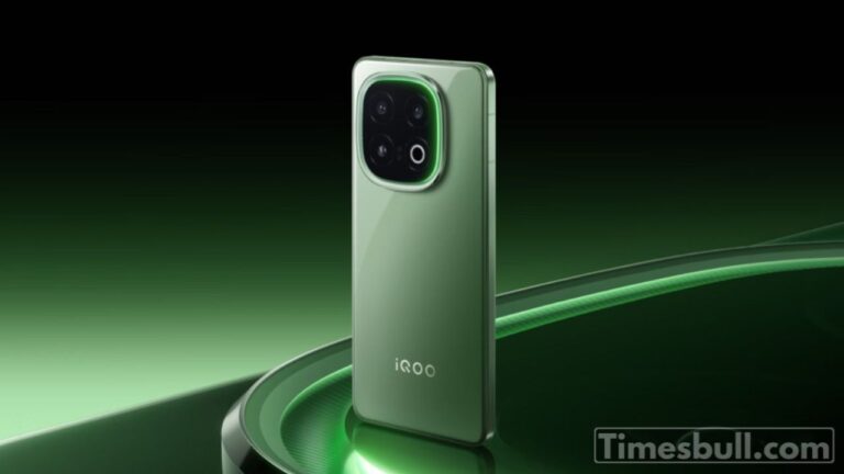 iQOO 13 Green Colour Launches in India: See Price & Specs