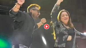 Must-Watch Khesari Lal Yadav & Aamrapali Dubey Hot Live Performance -"Kamariya Aithe Lagi Ho" Viral On Internet