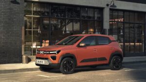 Renault Kwid 2025: A Stylish & Affordable Hatchback with Enhanced Features