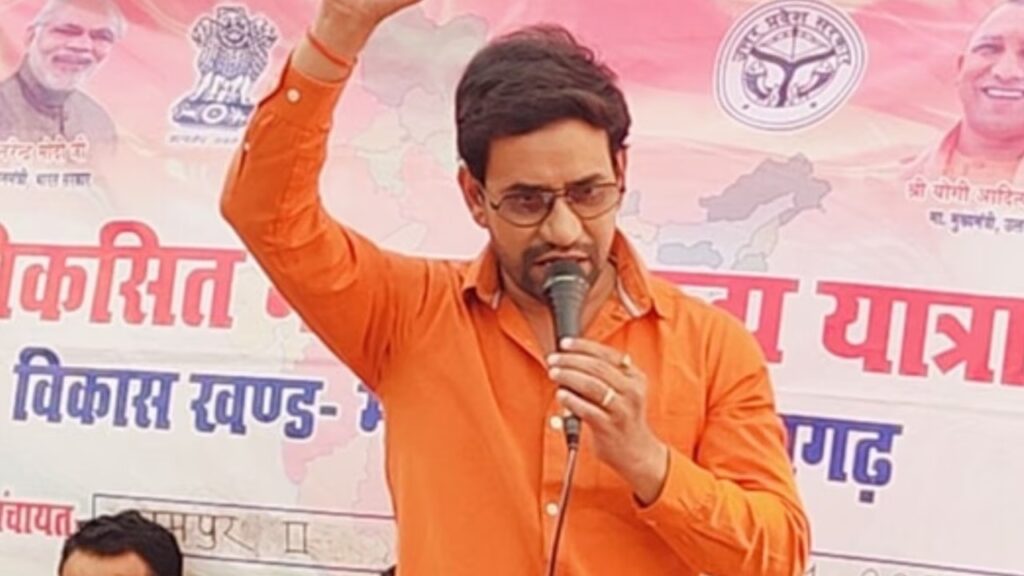 “I Don’t Speak Marathi” Nirahua Fires Back – Try Removing Me If You Have the Guts!