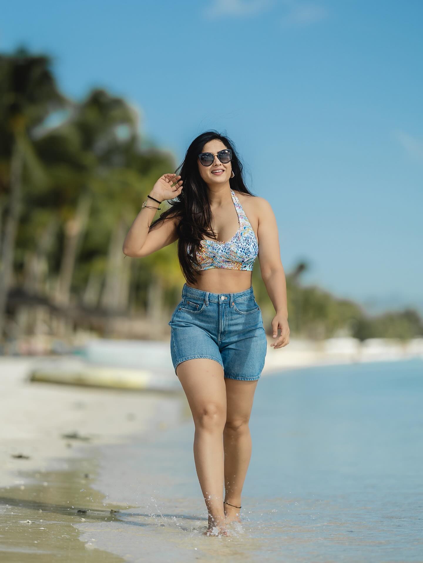 Shweta Tiwari Flaunts Her