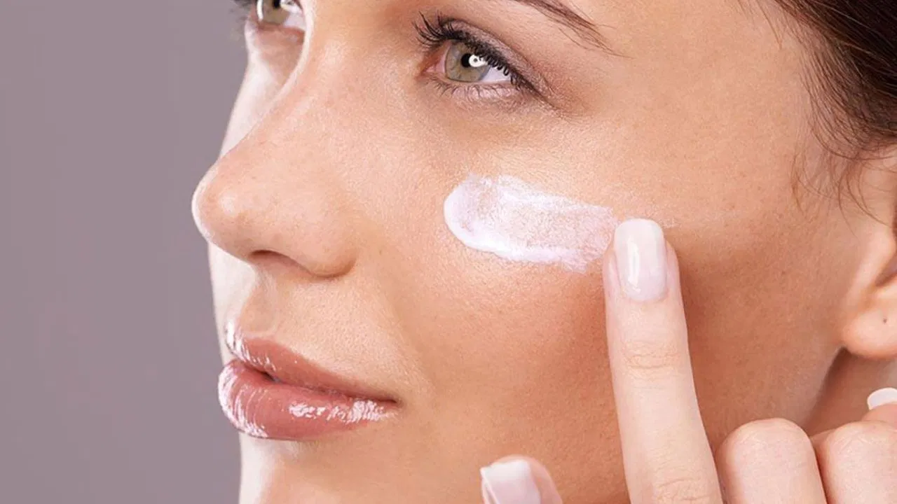Monsoon Skin Care Tips 2025:...