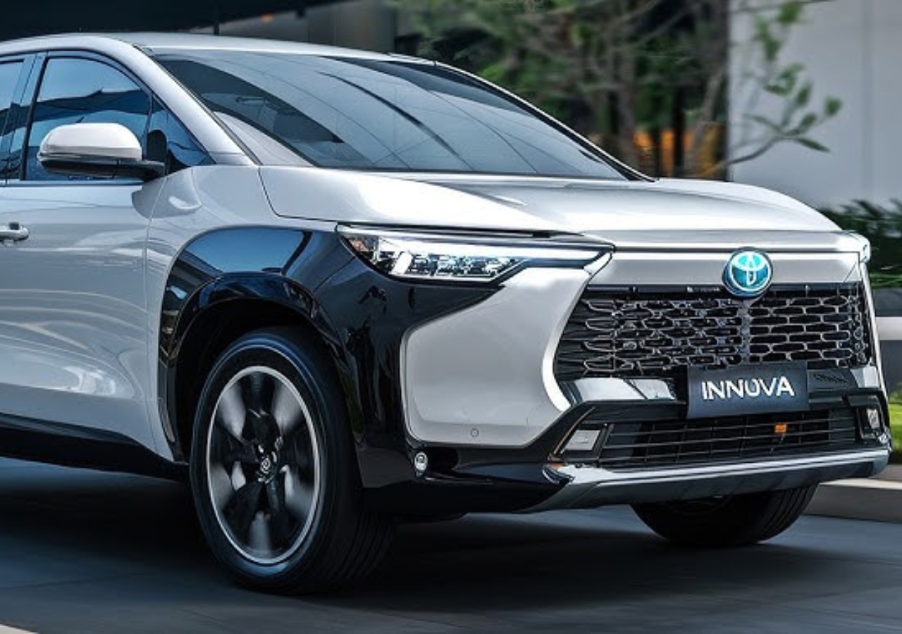 All-New Toyota Innova Hycross 2025...