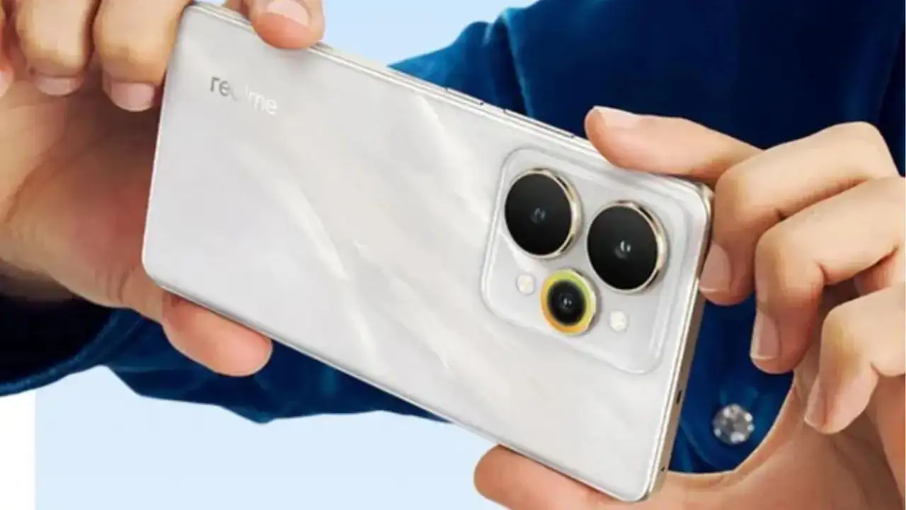 Best Gaming Phone Under ₹35,000?...