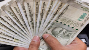 SBI, Indian Bank and BOB 444-Day FD is Making a Splash, Invest And Get Great Returns