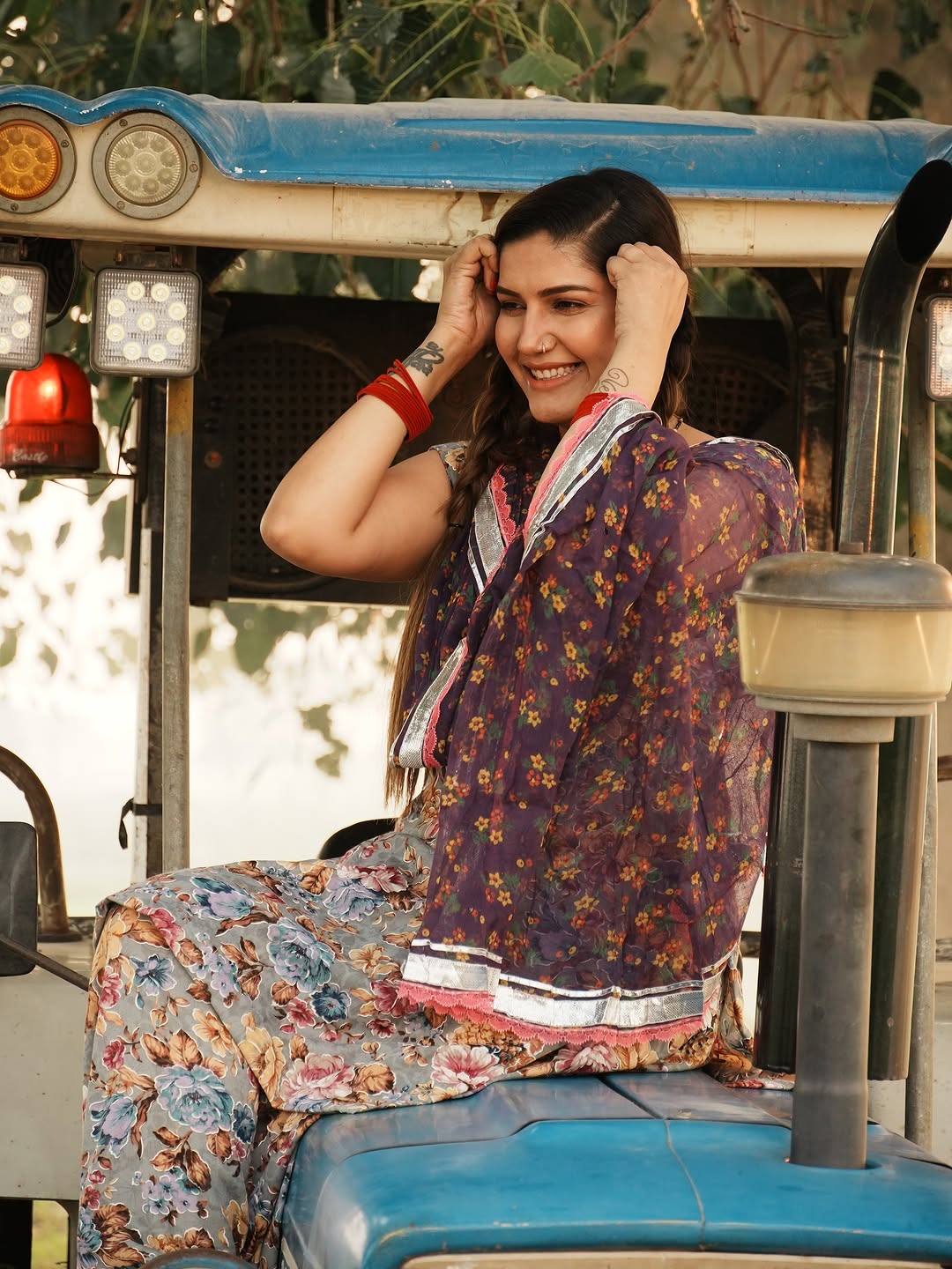 Sapna Choudhary Killer Desi Look...