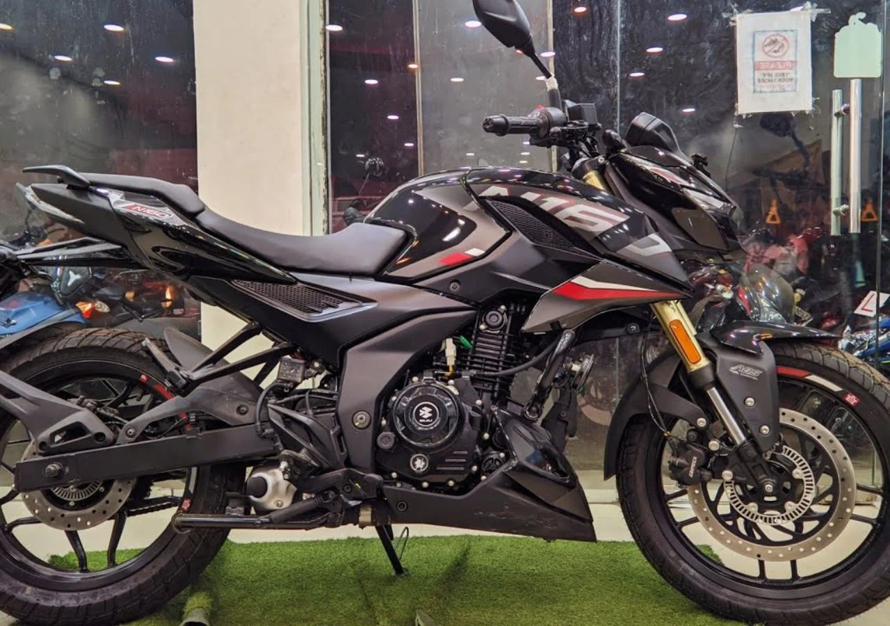 Bajaj Pulsar NS160 Launched in...