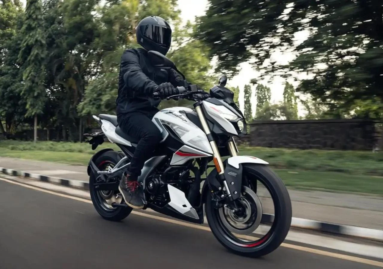 Bajaj Pulsar NS 160 2025...