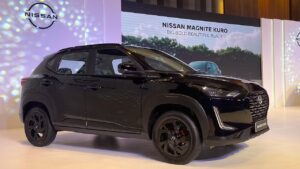 Nissan Launches Blacked-Out Magnite Kuro Edition at ₹8.30 Lakh, Book Now for ₹11,000