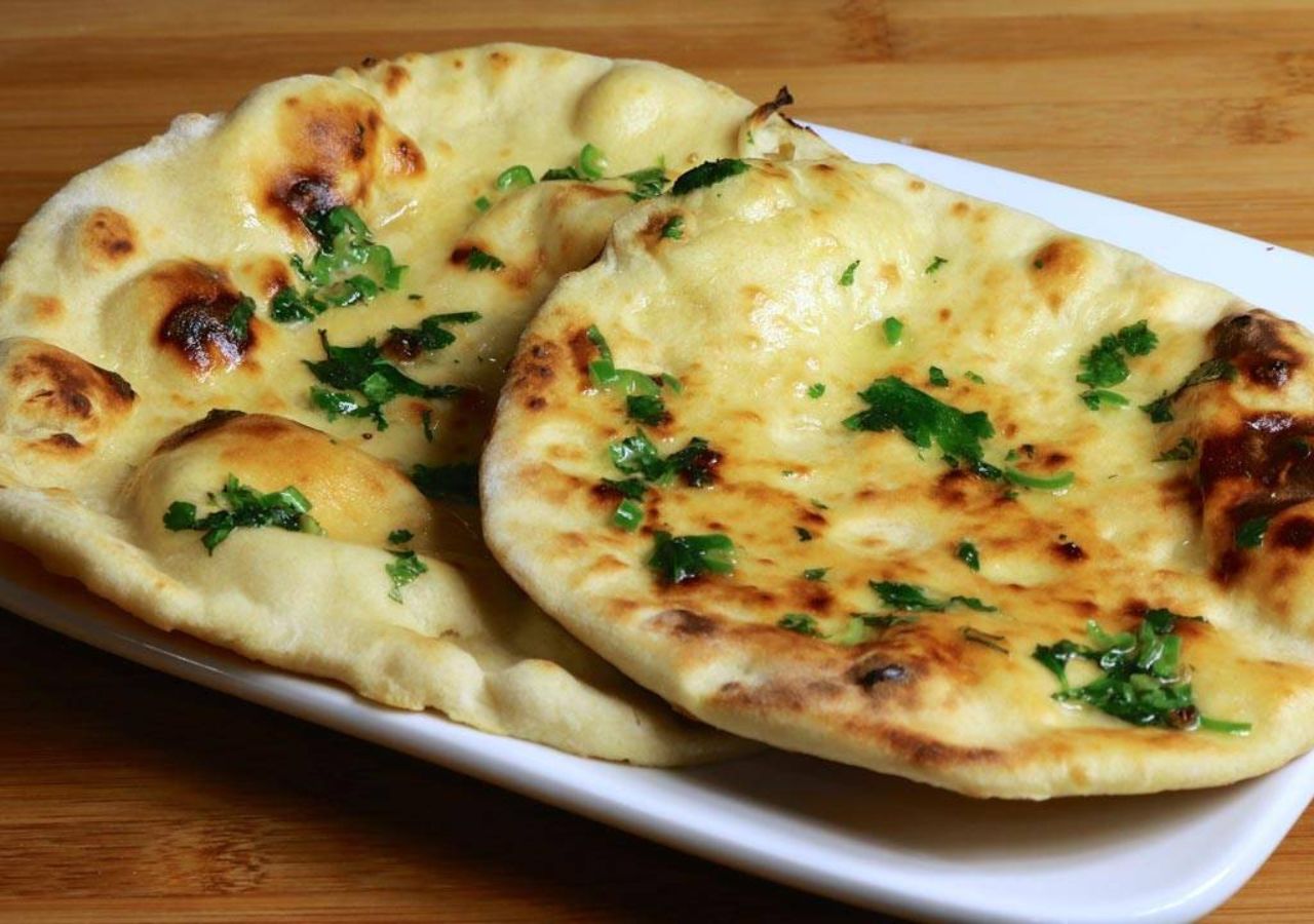 Ultimate Butter Naan Recipe: Soft,...