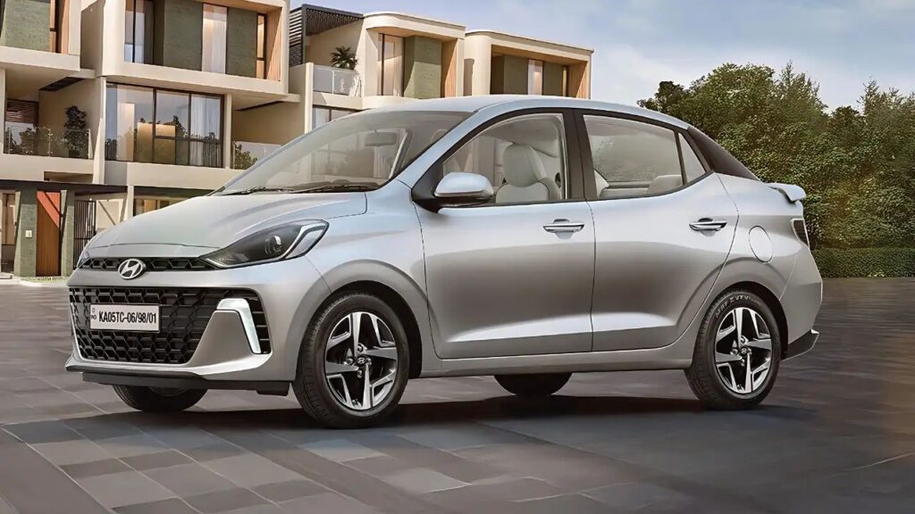 Hyundai Aura: A Stylish and Feature-Rich Compact Sedan