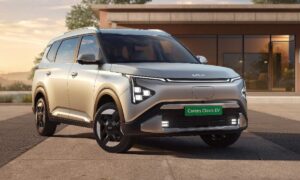 Kia Carens Clavis EV 2025 launched with premium features and 490Km Range At 11.50 Lakh