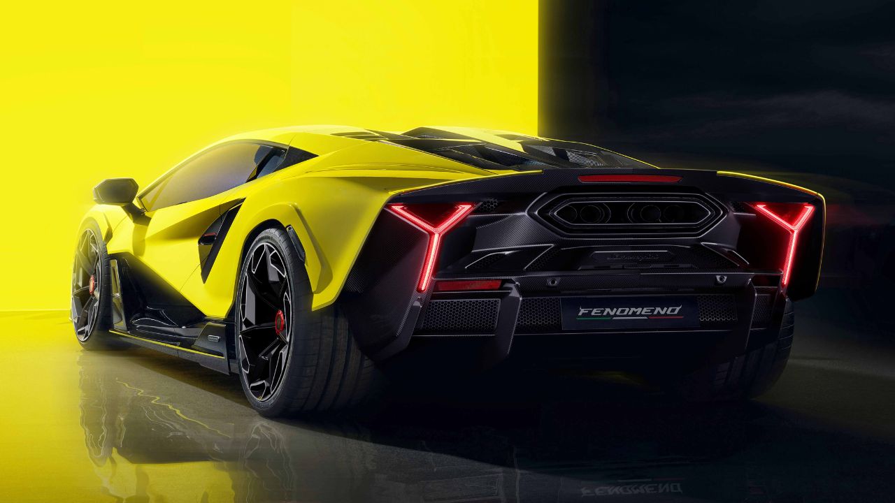 Lamborghini Fenomeno Hypercar Launched –...