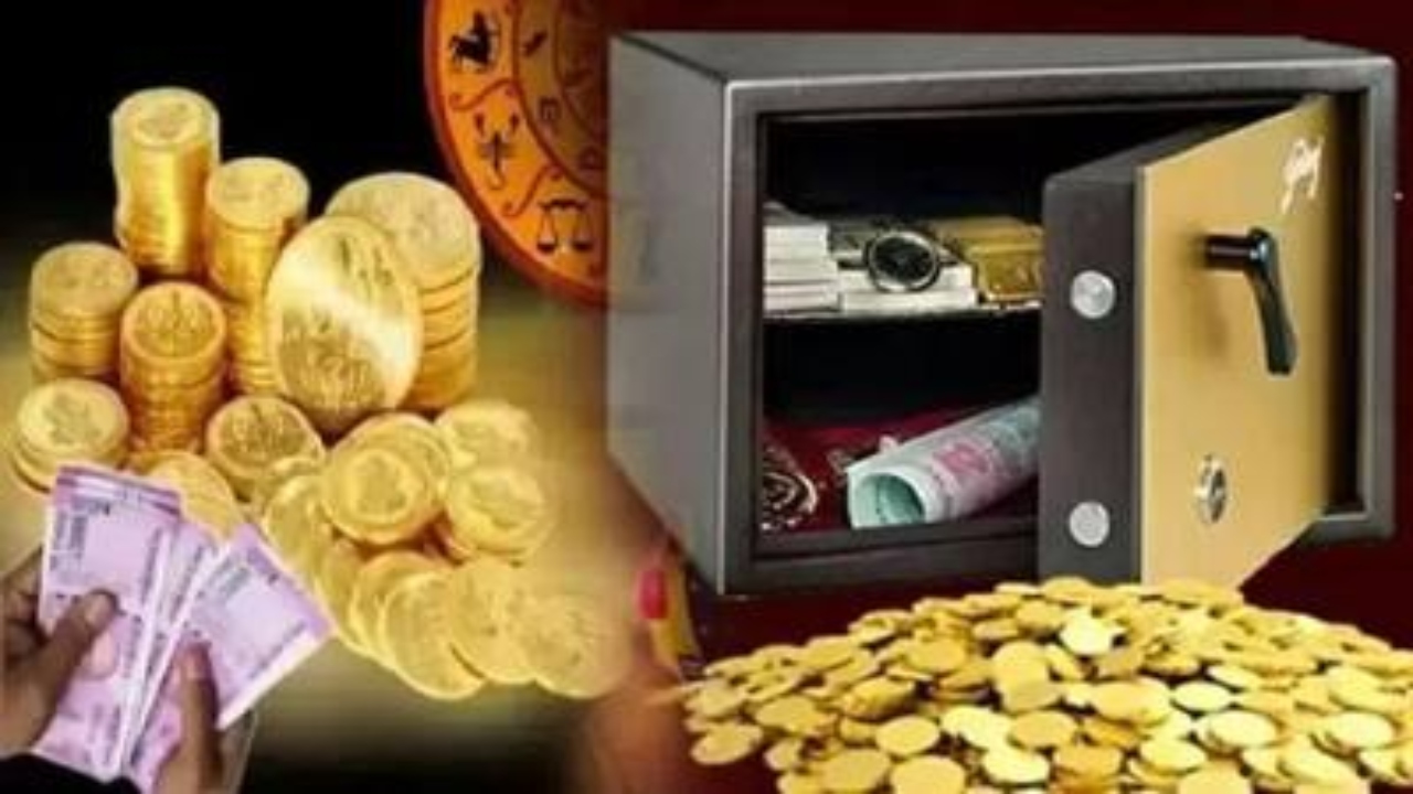 This Direction of The Safe or Locker Will Increase Your Bank Balance and Wealth 1 Lock Money in This Direction